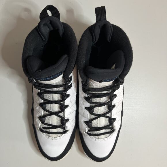 Size 7Y (GS) - Jordan 9 Retro University Blue 2020 - Picture 4 of 7